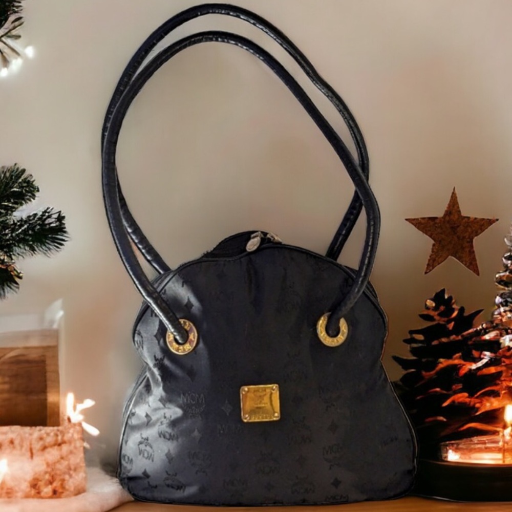 🔥🔥MCM 🔥🔥 VINTAGE BLACK MONOGRAM VISETOS DOME BAG 8651U